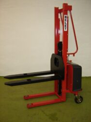 F 6AL - Fork-lift truck with electric lifting  (V100008)