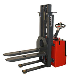 F 12APP - Fork-lift truck with electric travel and lifting  (V100711)
